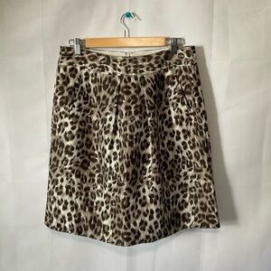 Banana Republic 100% Silk leopard print mini skirt with pockets. Size 10